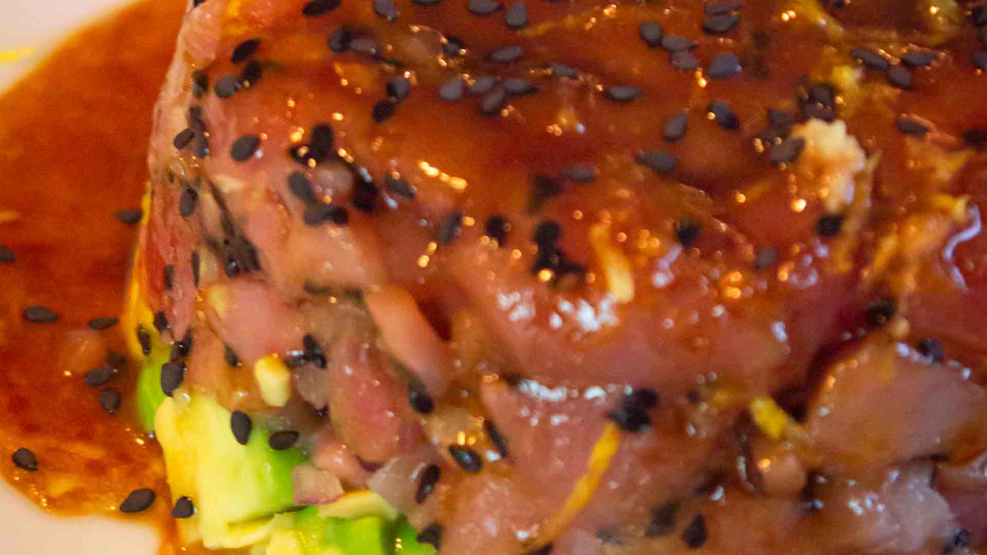 Tartar-de-atum-com-avocado