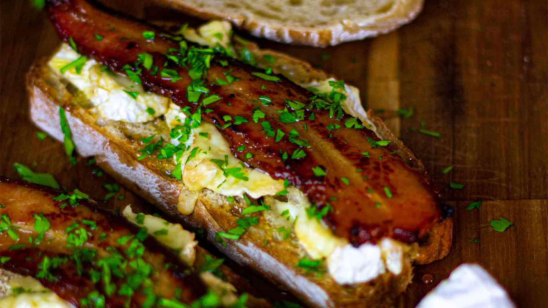 Tostada-de-camembert